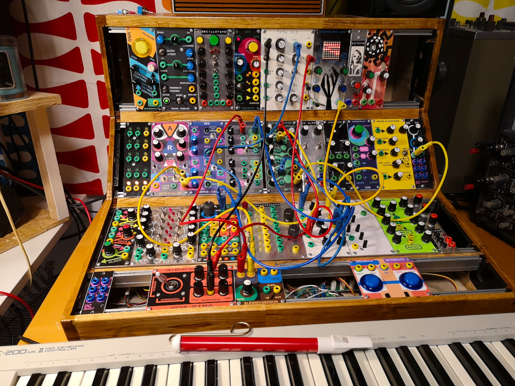 DIY Modular Synth